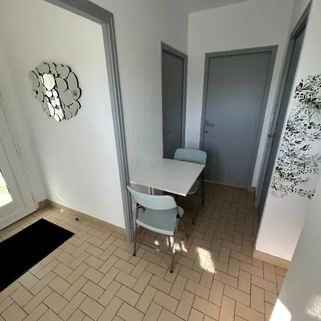 Du Saule Du Magne 2 Personnes * Douzy